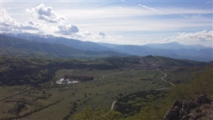 View of Campo di Giove from mount Coccia